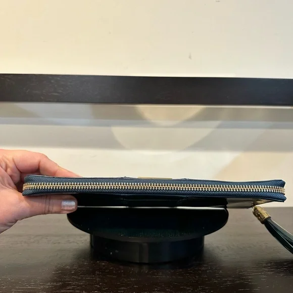 Cole Haan Travel Clutch Voyage Collection Moroccan Blue Large Zip Around Wallet - Picture 5 of 12